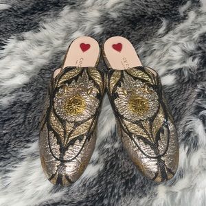 Gucci slippers